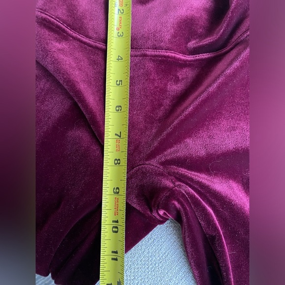 Spanx Leggings Women’s XS Velvet Legging Rich Burgundy Red Shapewear Stretch - Picture 11 of 11